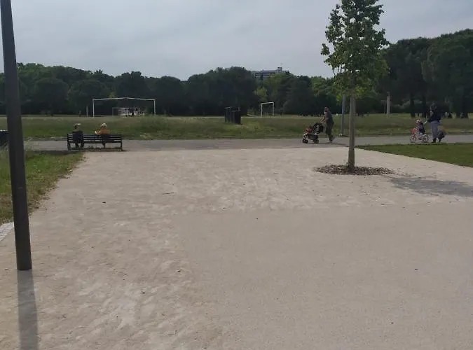 Le Nomade, Parc Montcalm Et Stationnement Prive * מונפלייה
