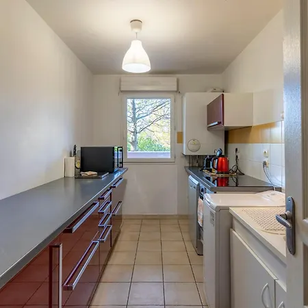 Le Nomade, Parc Montcalm Et Stationnement Prive Montpellier